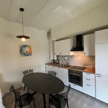 Cozy Away Apartment *